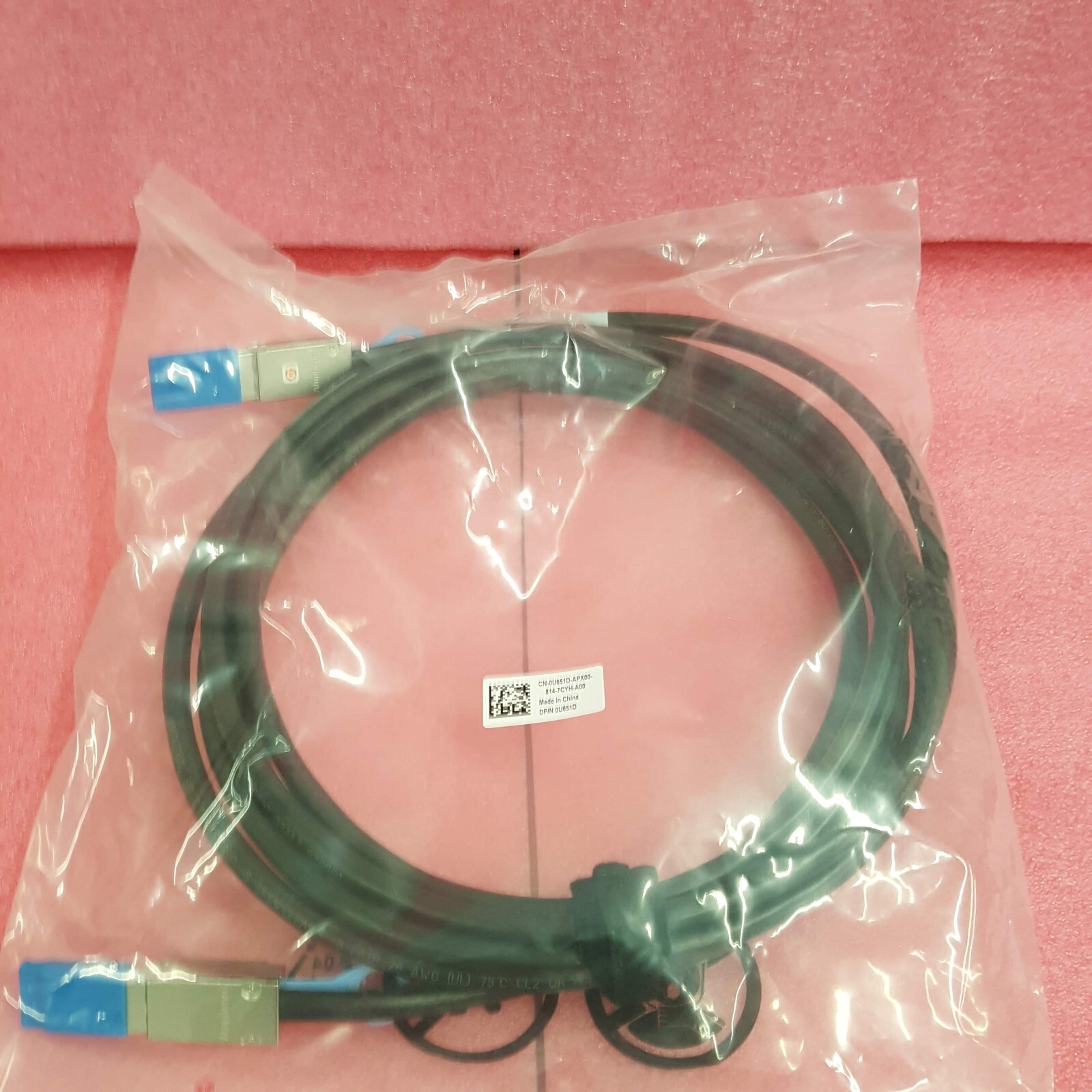 DELL U651D 4M 13′ SAS RAID SFF-8088 EXTERNAL CONTROLLER CABLES
