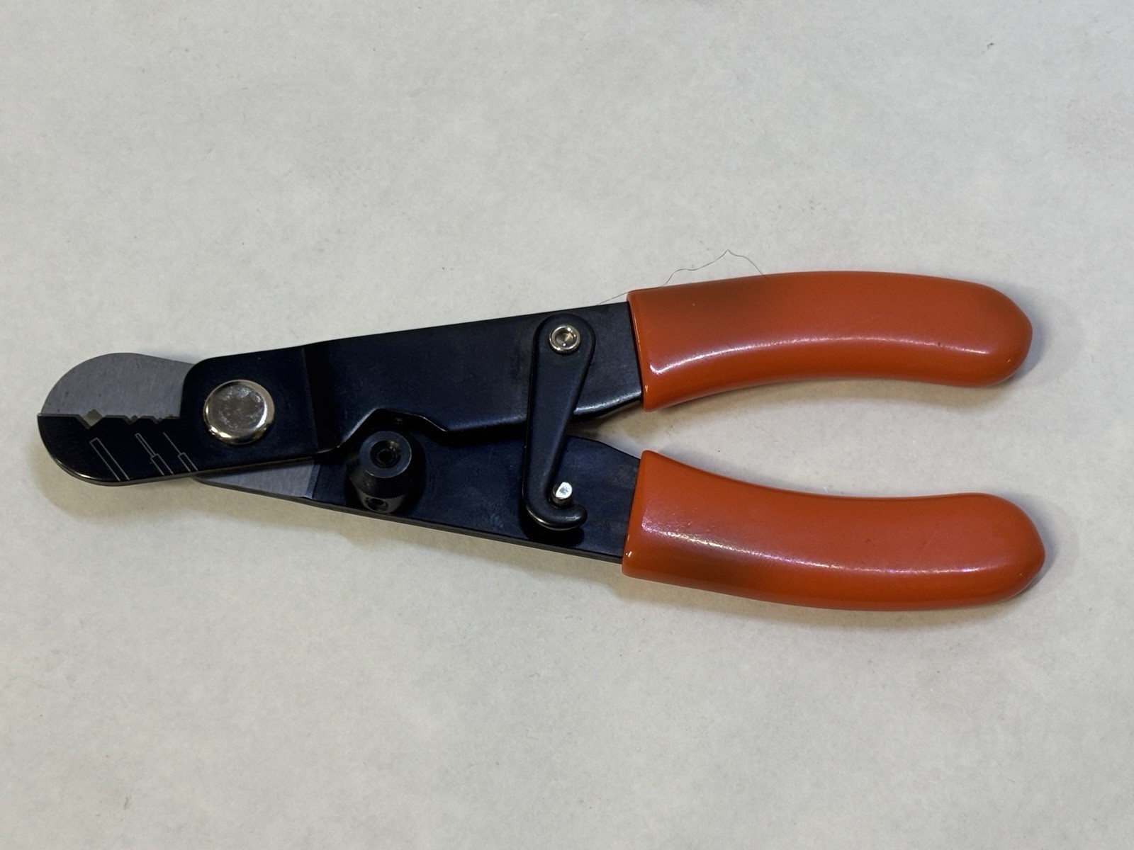 Belden AX103151 Universal Fiber/Cable Stripper
