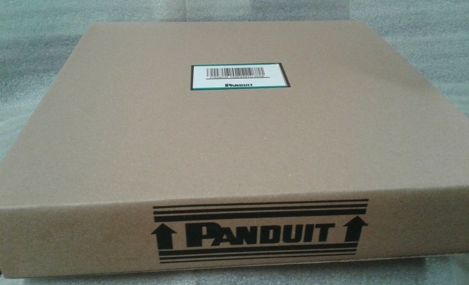 Panduit FZUYP7E7EBAF025 Optical Fiber Cable – New in Factory Sealed Box