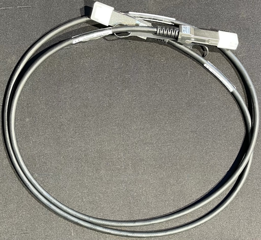 Dell 2M QSFP+ to QSFP+ 100GB/s Passive Copper DirectAttach Cable / 2F00T / VXNM4