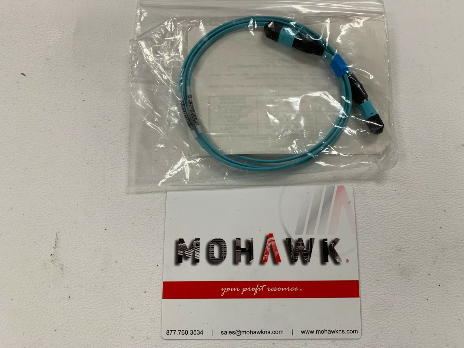 CCX OM3 Fiber Cable MTP(F)–MTP(F) 40GbE Plenum 1M QSFP Polarity SA0A03I31-001M2