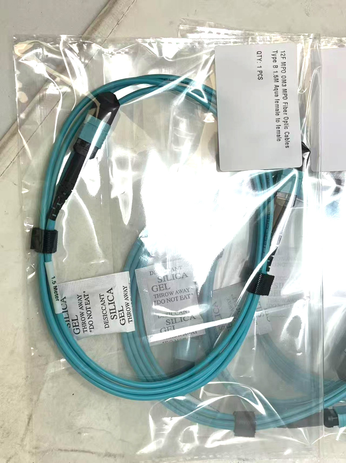 10PCS ， 12F MPO OM3 MPO Fiber Optic Cables Type B 1.5M Aqua female to female