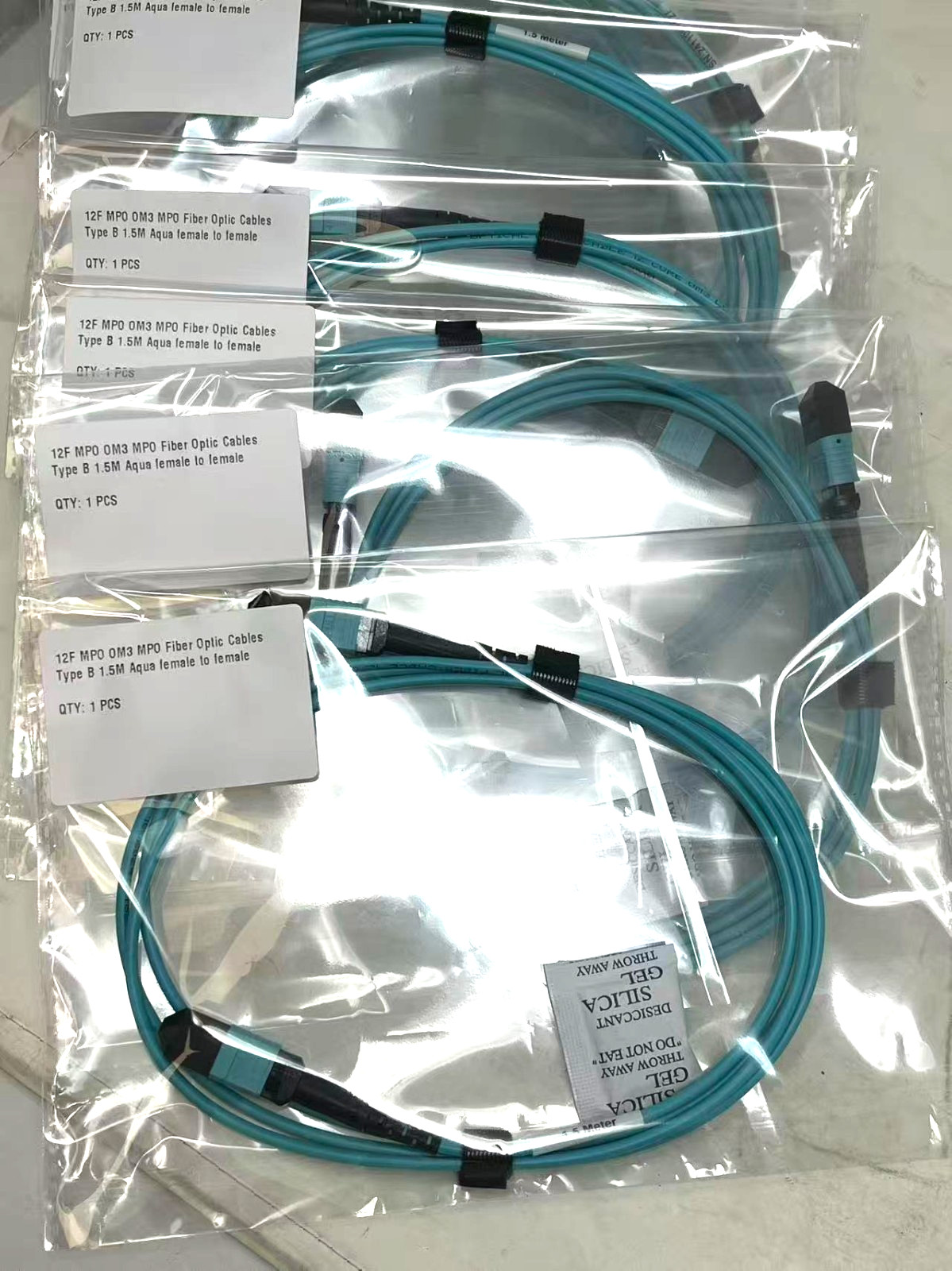 10PCS ， 12F MPO OM3 MPO Fiber Optic Cables Type B 1.5M Aqua female to female