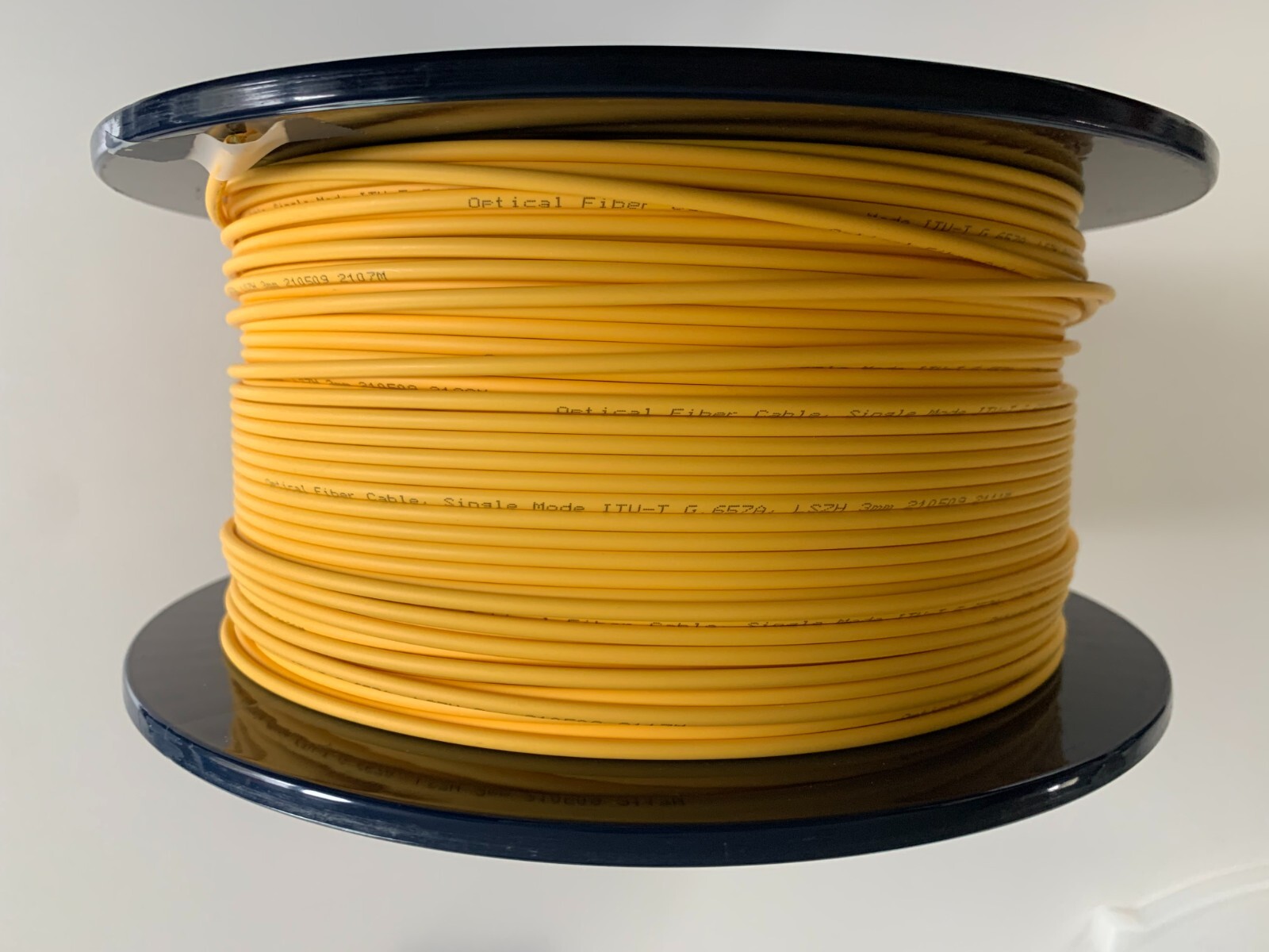 200 ft. Single Mode Fiber Optic Cable SMF-28 3mm Jacket G.657A – New