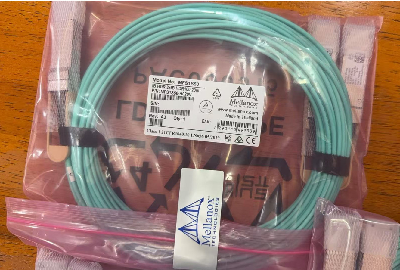 New MELLANOX MFS1S50-H020V active optical splitter cable, 200Gbps to 2x100Gbps
